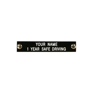 UPS plaque displaying your years of service.  Comes with buttons to attach to your vehicle.